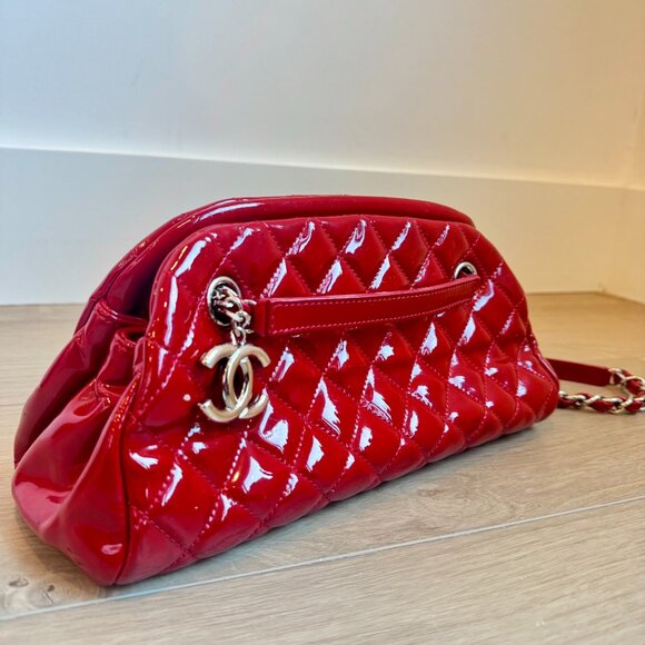 Chanel Mademoiselle Bowling Bag Quilted Patent Leather Red - Picture 3 of 12